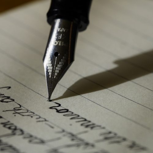 online academic writer in UK